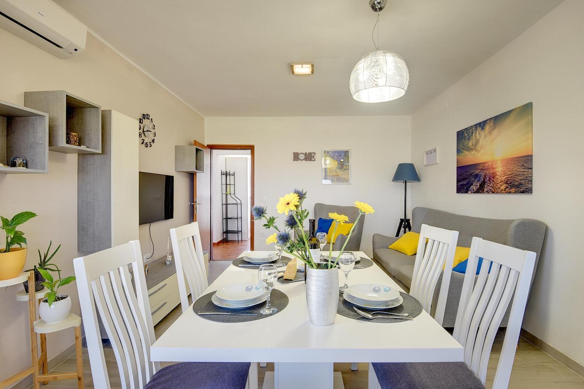 Apartment Lidija Ližnjan Buitenkant foto