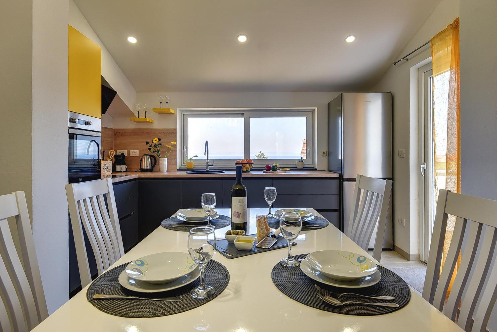 Apartment Lidija Ližnjan Buitenkant foto
